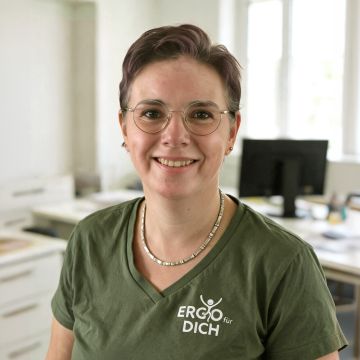 Yvonne Kniß bei Ergotherapie Reblin in Karlstein